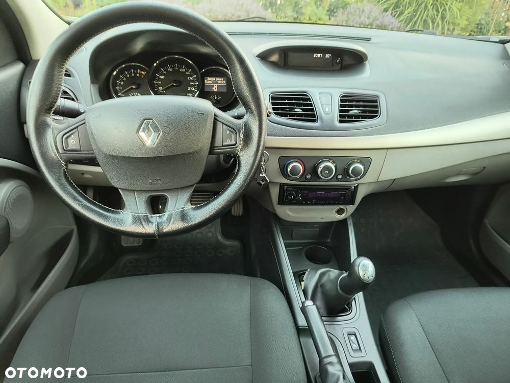 Renault Megane 1.6 16V Style Edition - 11