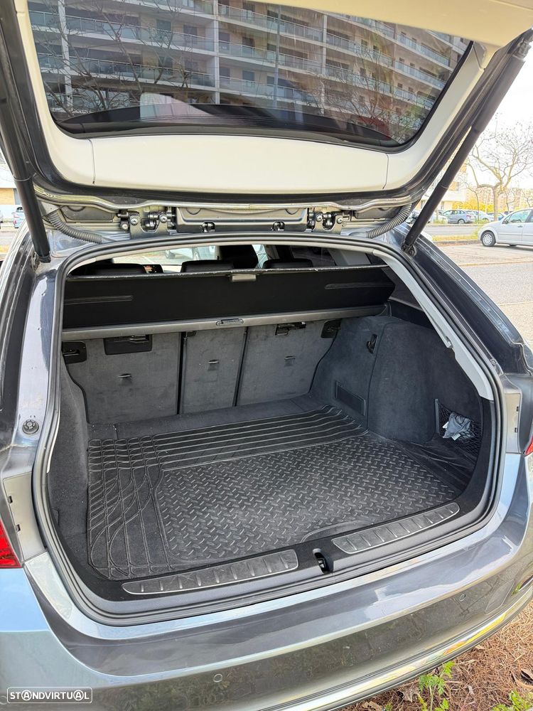 BMW 320 d Auto Line Luxury - 24