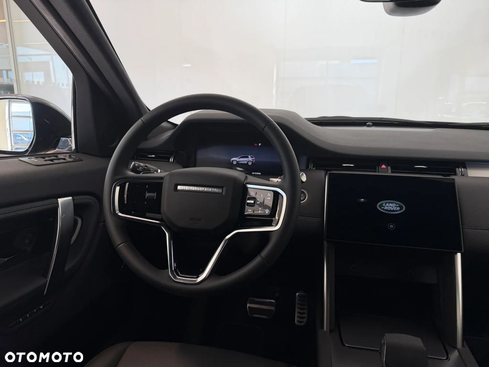 Land Rover Discovery Sport - 11