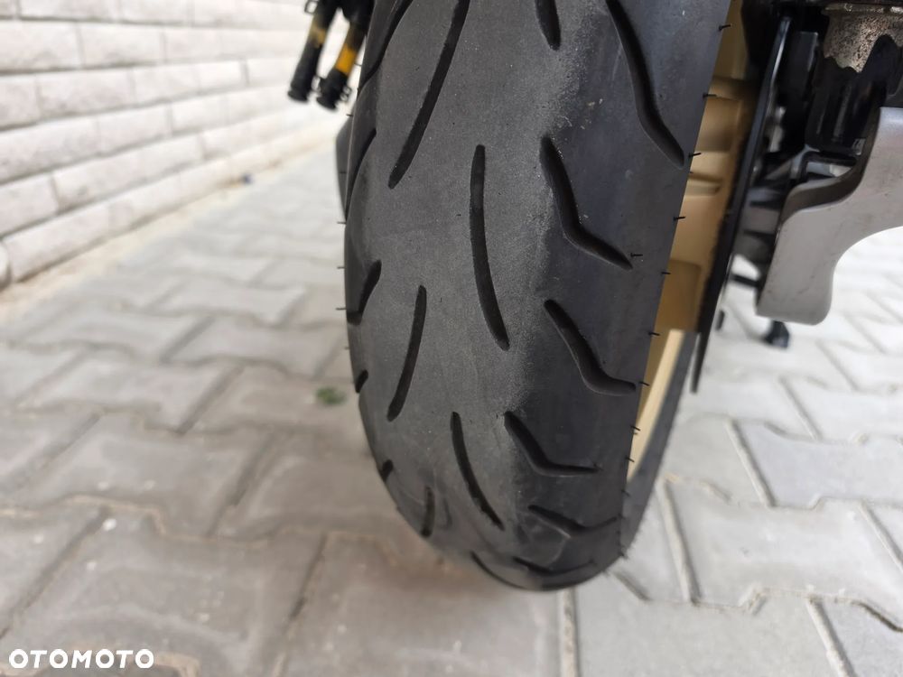 Yamaha X-max - 13