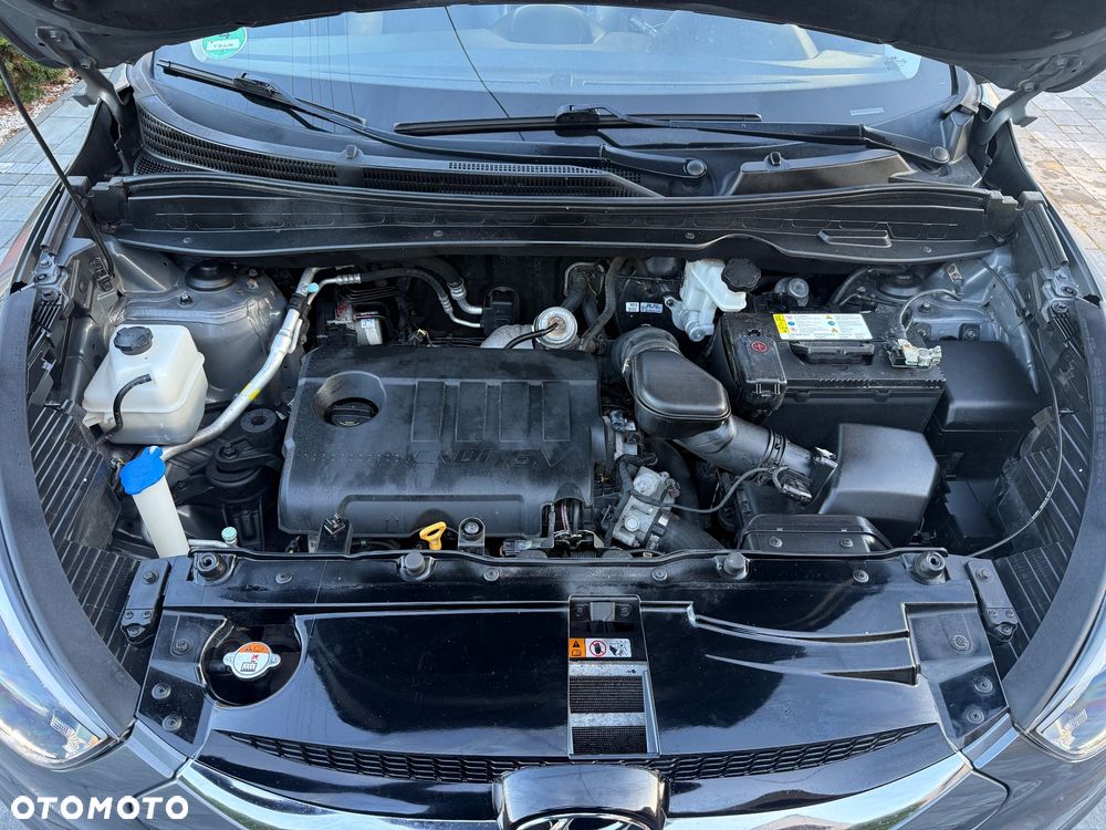 Hyundai ix35 1.7 CRDi 2WD Fifa World Cup Edition - 32