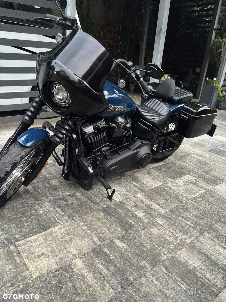 Harley-Davidson Softail Street Bob - 14