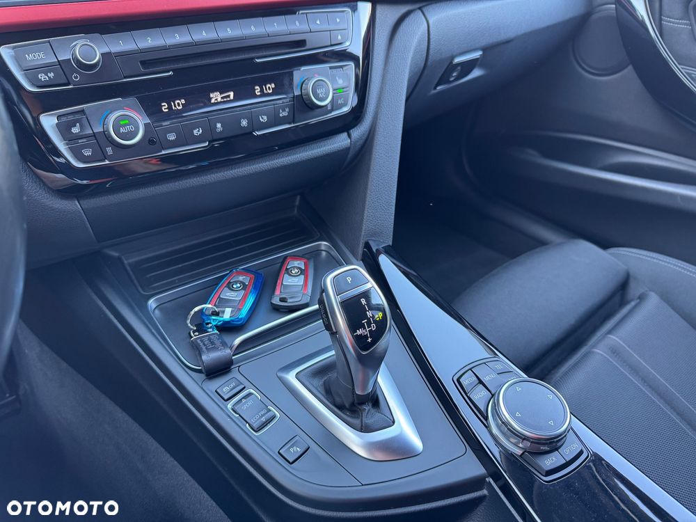 BMW Seria 3 320d xDrive Edition M Sport Shadow - 35