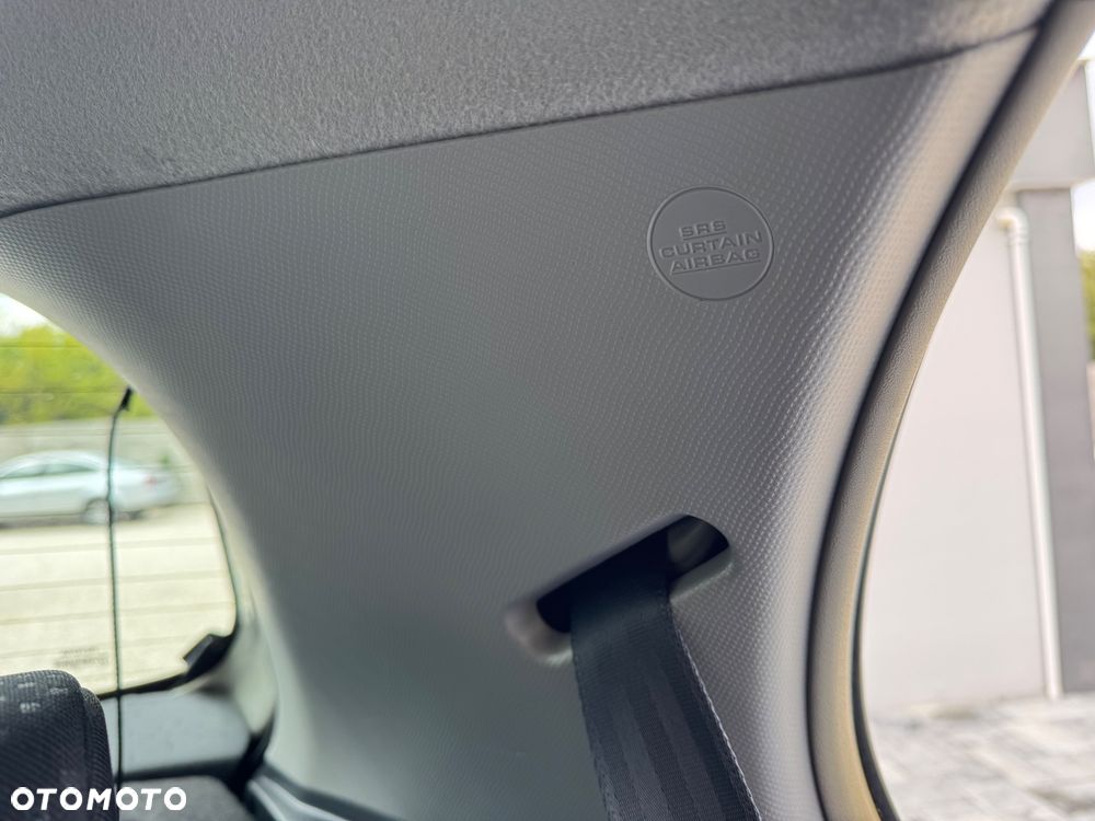 Toyota Yaris 1.33 Prestige - 20