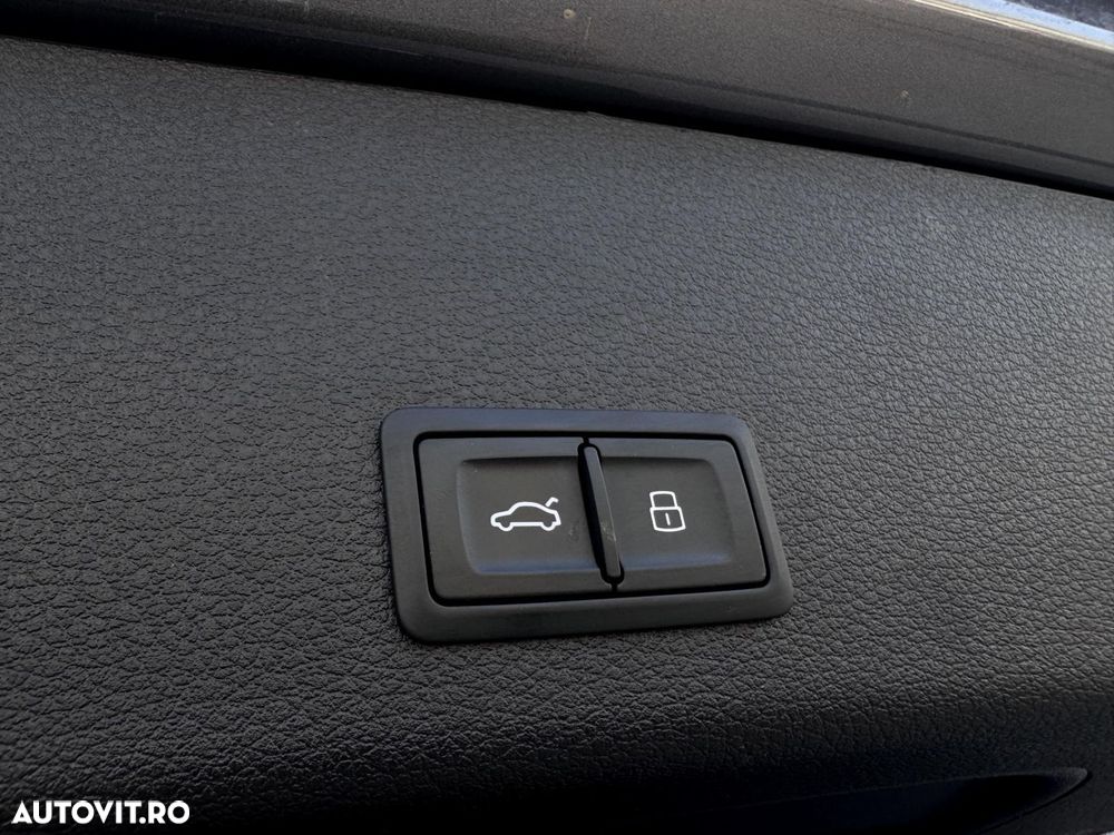 Audi e-tron - 14