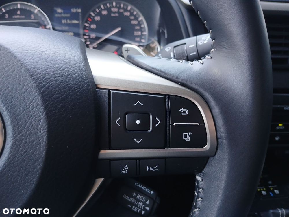 Lexus RX - 15