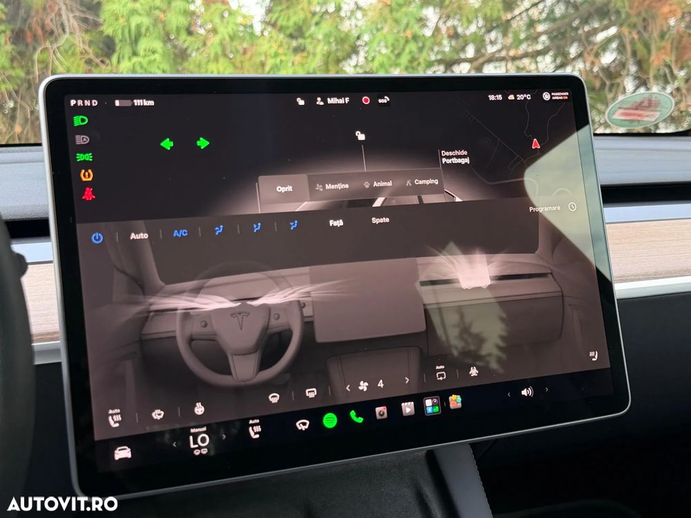 Tesla Model Y Long Range Dual Motor AWD - 14
