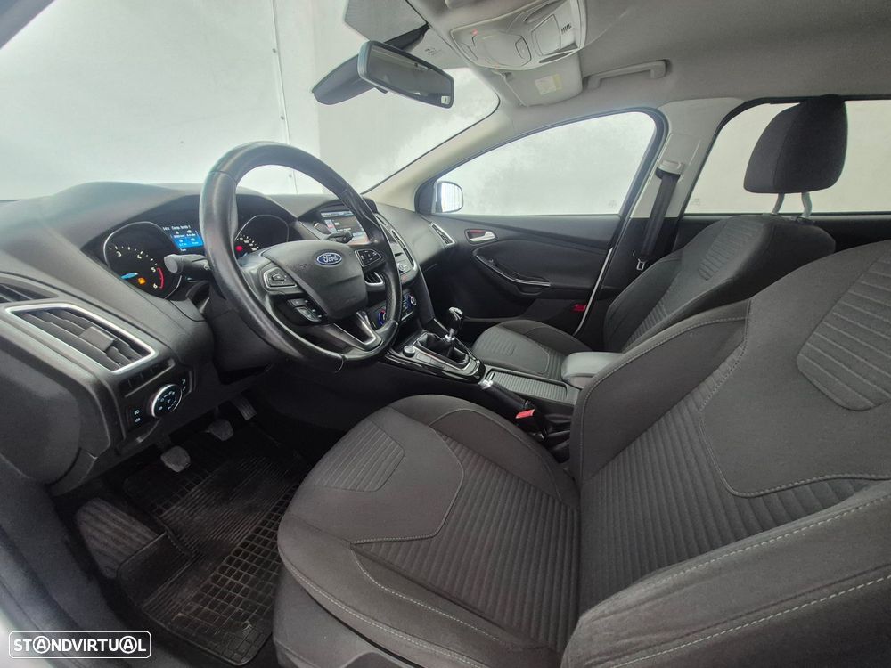 Ford Focus SW 1.5 TDCi Titanium - 9