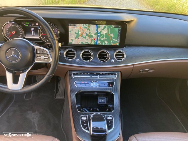 Mercedes-Benz E 300 de 9G-TRONIC AMG Line - 24