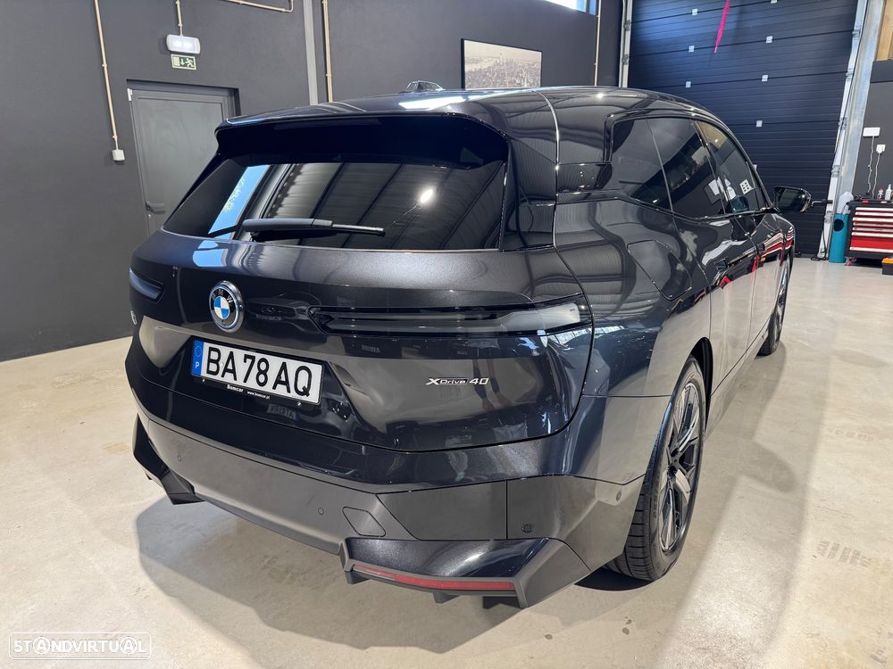 BMW iX xDrive 40 Pack Desportivo - 10
