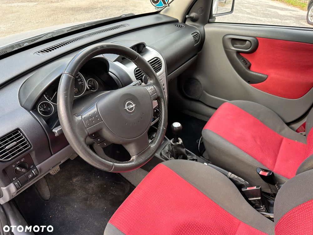 Opel Combo Tour 1.6 - 15
