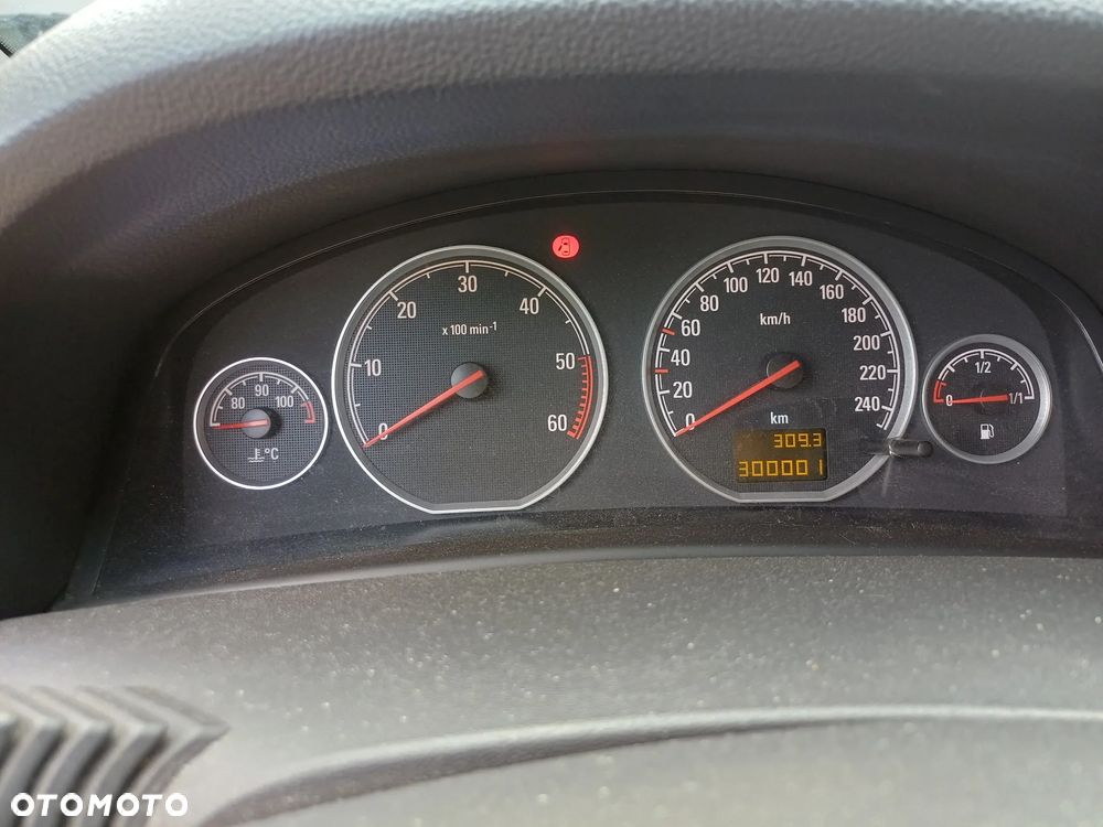 Opel Vectra 1.9 CDTI Sport / GTS - 10