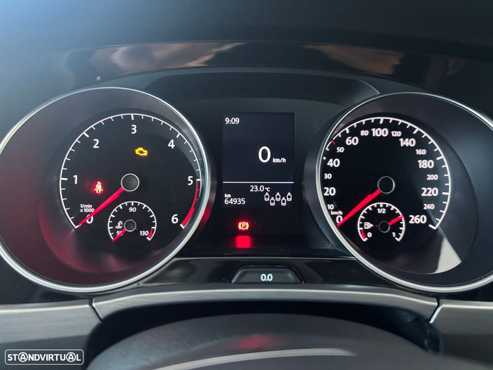 VW Touran 2.0 TDI Confortline - 7