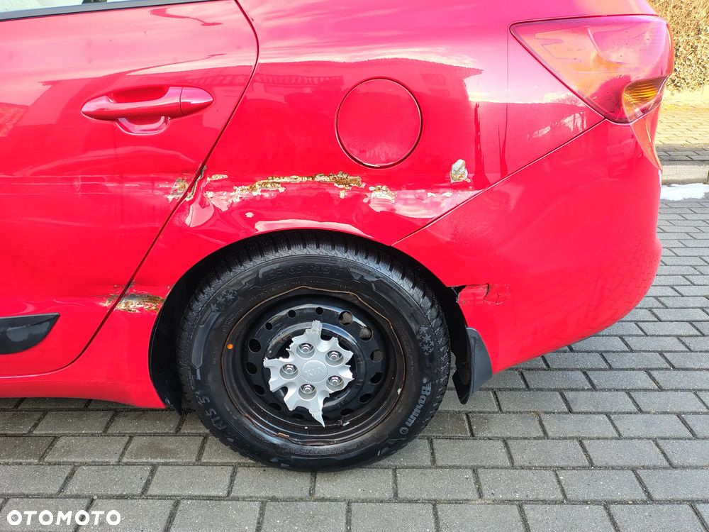 Kia Ceed 1.6 GDI ISG Dream-Team Edition - 22