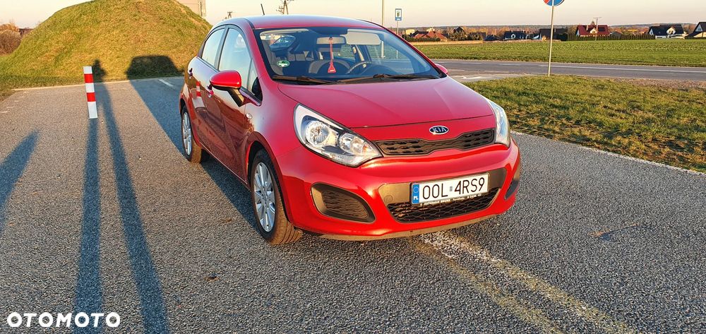 Kia Rio 1.4 Edition 7 - 9