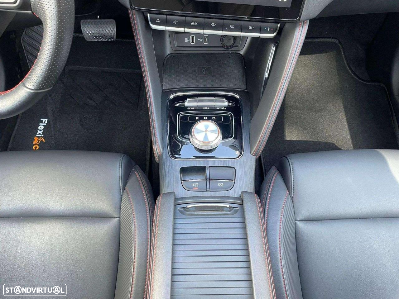 MG ZS EV 72.6 kWh Luxury OBC 11 kW - 15
