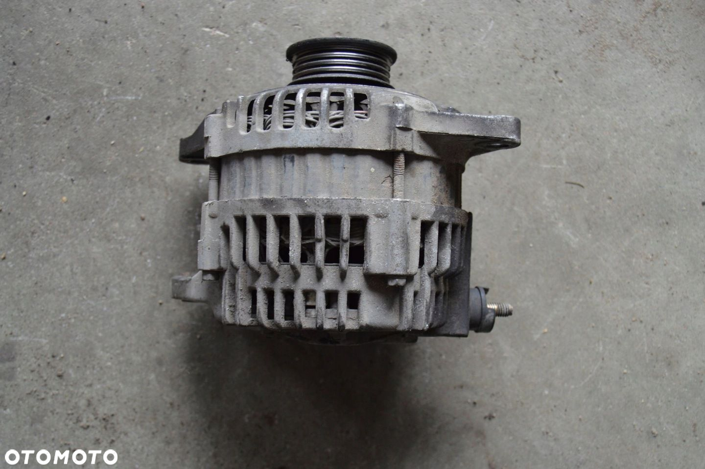ALTERNATOR KIA Carens I OK9B018300 - 2