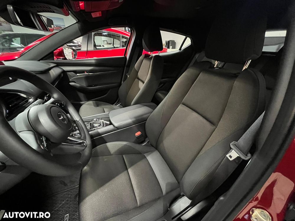 Mazda 3 e-Skyactiv G140 AT MHEV Center-Line - 17