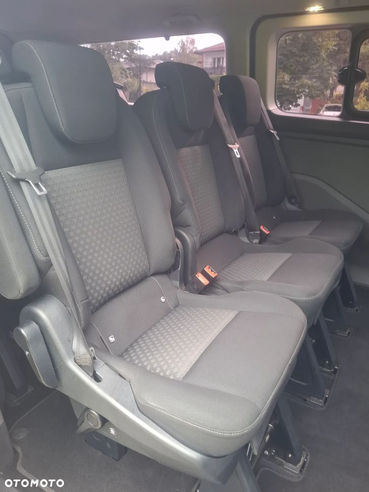 Ford Transit Custom 310 L2H1 Limited - 11