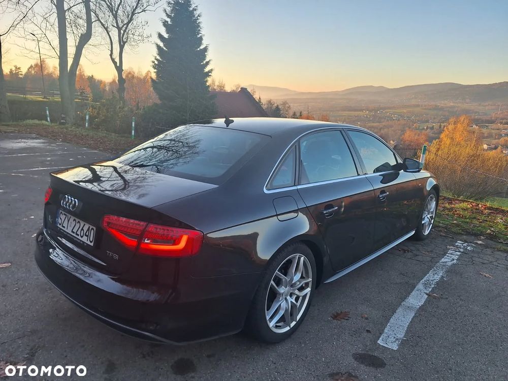 Audi A4 Limousine 1.8 TFSI S line Sportpaket - 14