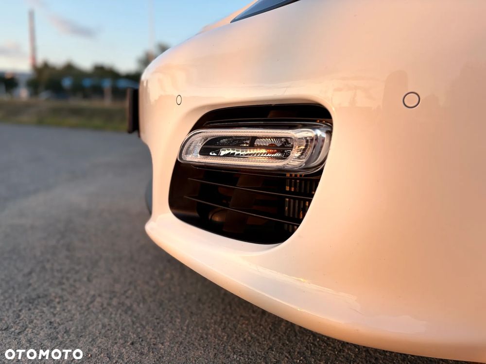Porsche Panamera Turbo PDK - 7