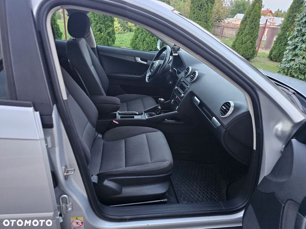 Audi A3 Sportback 1.6 Attraction - 18