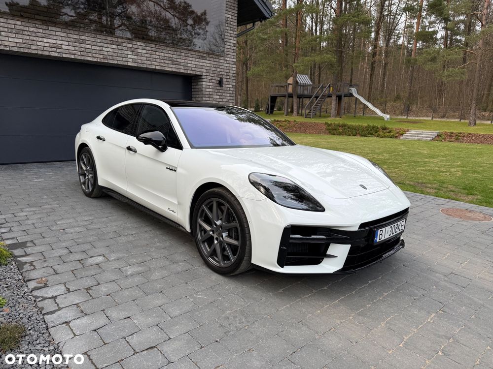 Porsche Panamera - 12