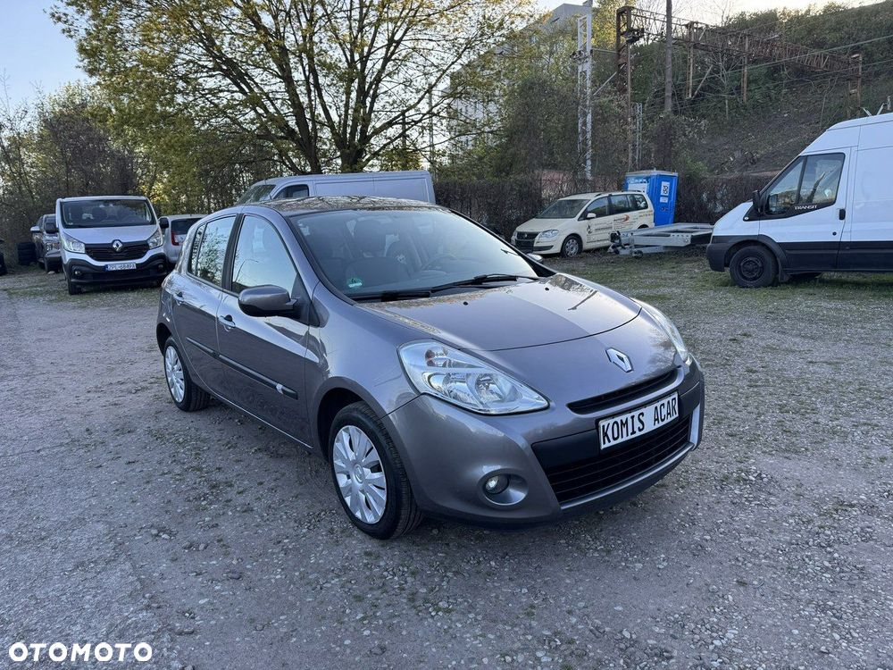 Renault Clio - 29