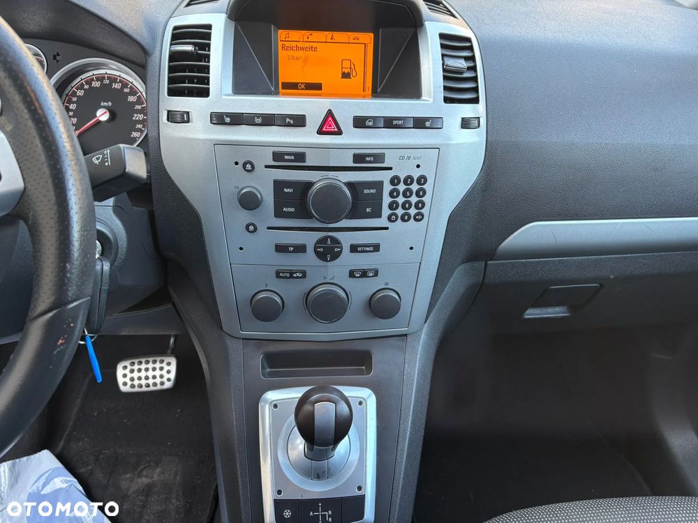 Opel Zafira 1.8 Easytronic Family Plus - 19