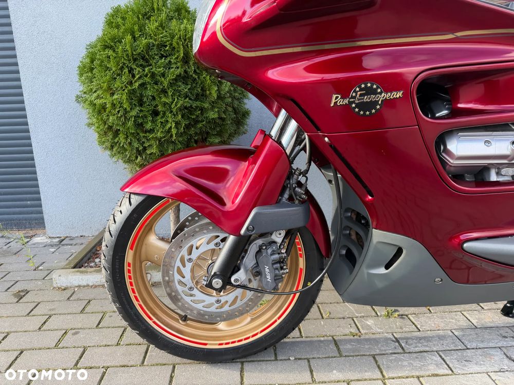 Honda ST - 23