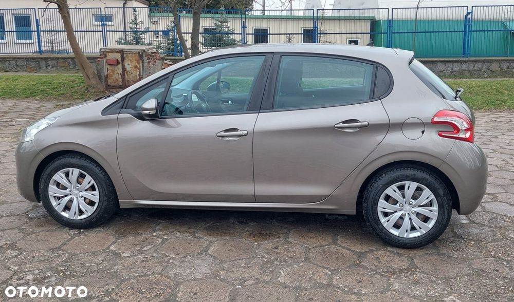 Peugeot 208 PureTech 82 Start & Stop Style - 5