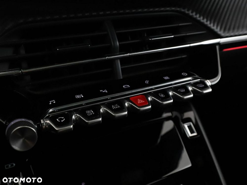 Peugeot 2008 1.2 PureTech GT Line S&S EAT8 - 29