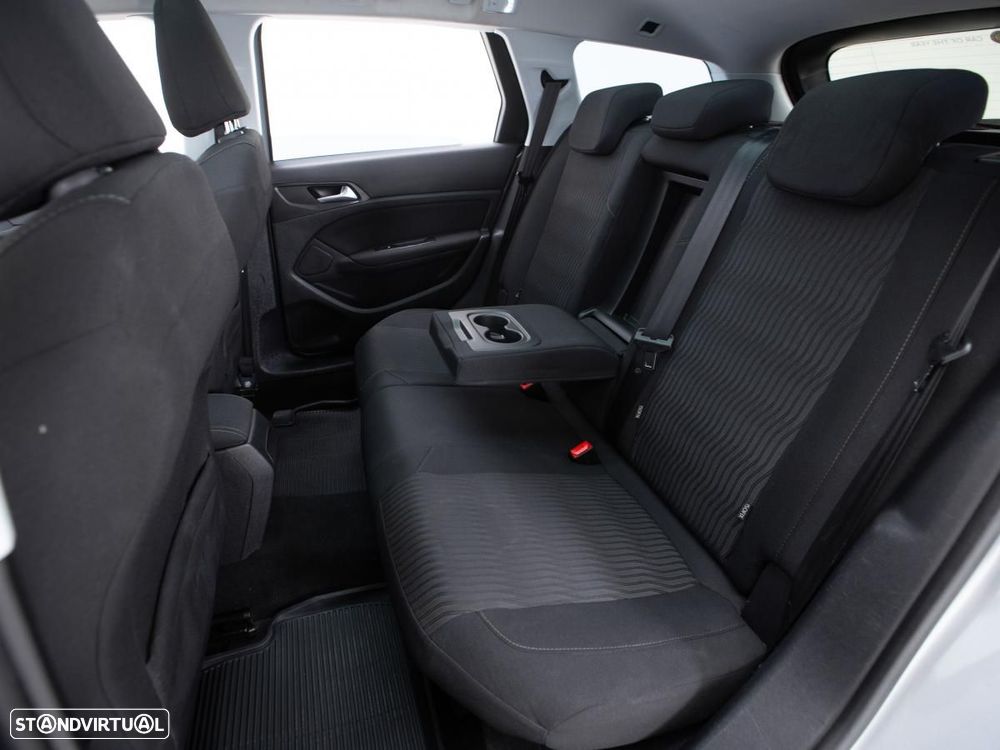 Peugeot 308 SW - 10