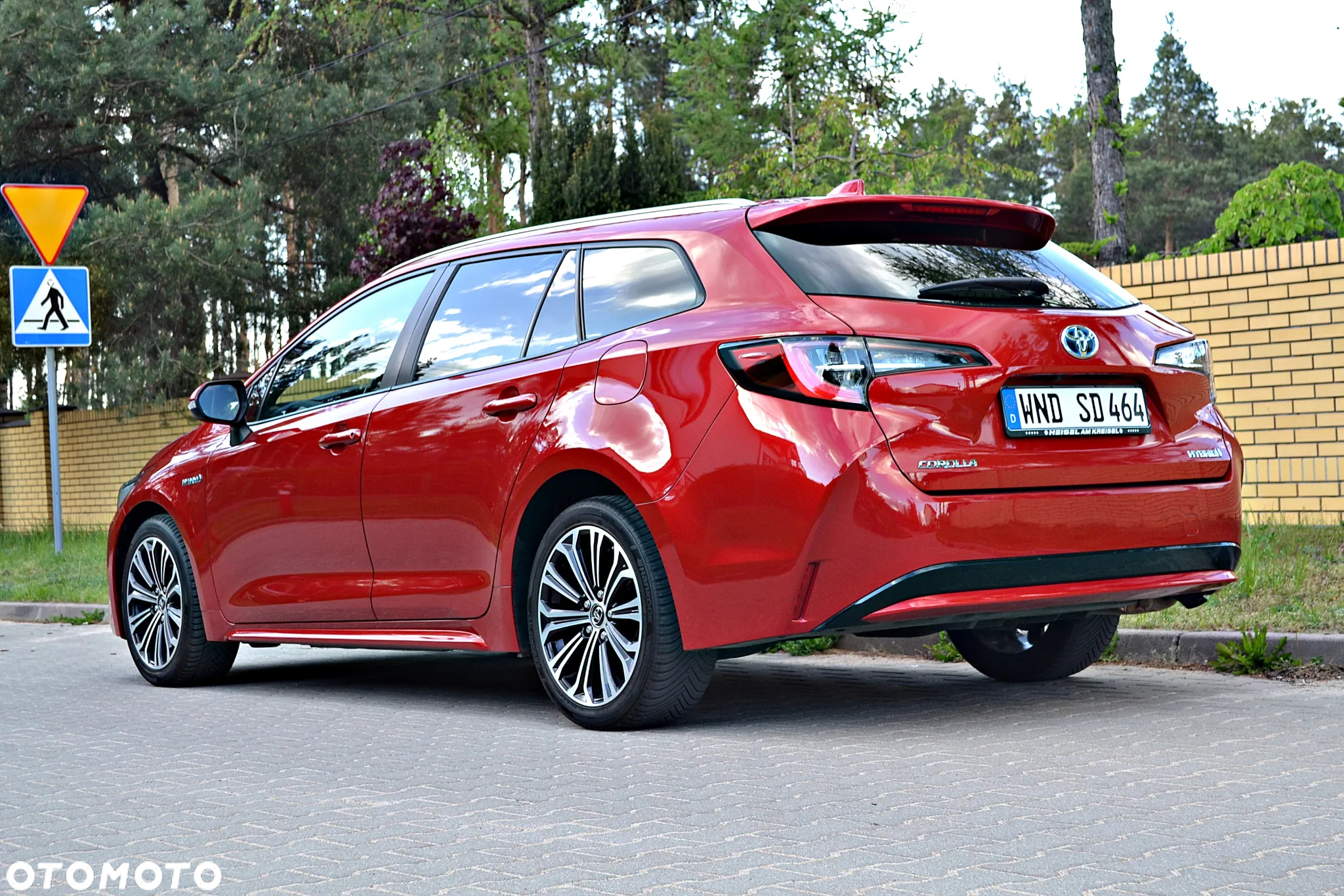 Toyota Corolla 1.8 Hybrid Executive - 9