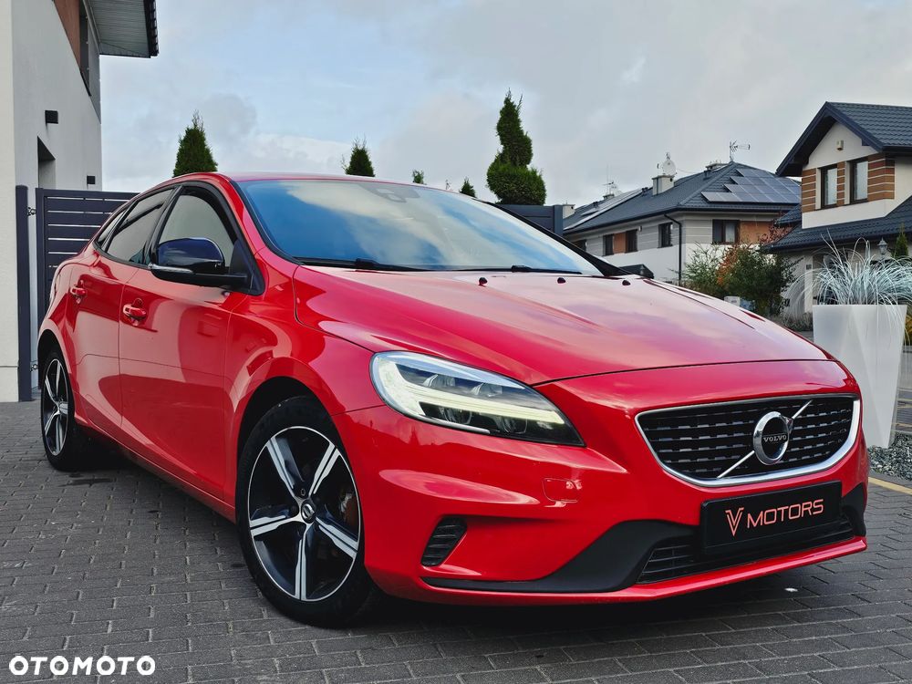 Volvo V40 D2 Drive-E R-Design Momentum - 6