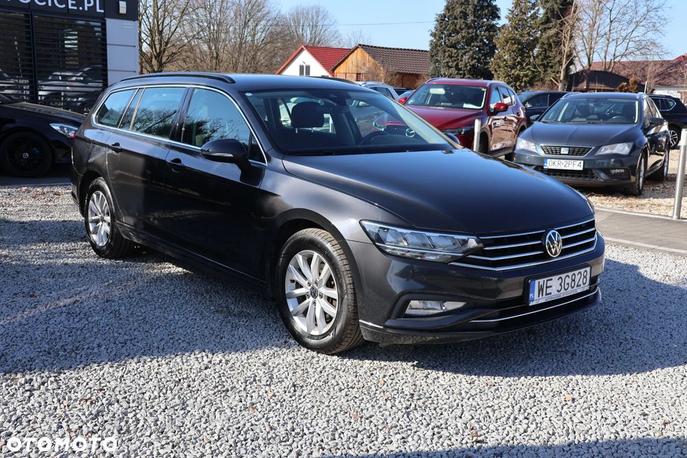 Volkswagen Passat Variant 2.0 TDI EVO Elegance DSG - 3