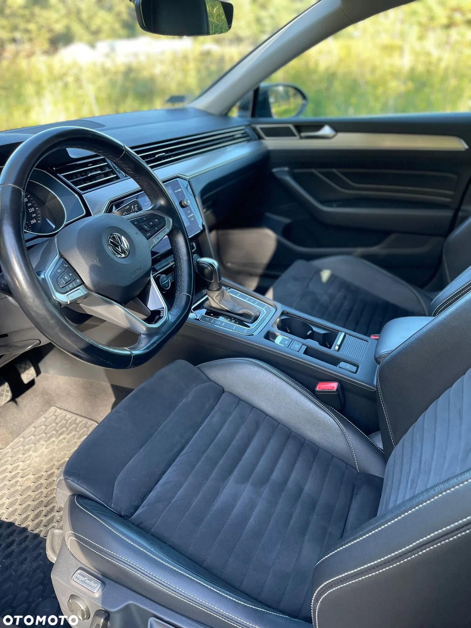 Volkswagen Passat 2.0 TDI EVO Elegance DSG - 6