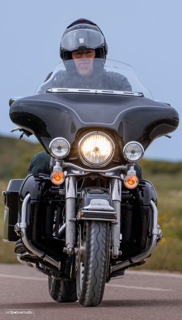 Harley-Davidson FLHTC FLHTC - 1