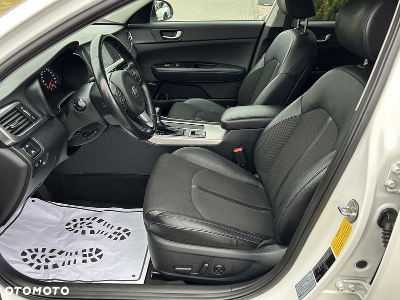 Kia Optima - 6