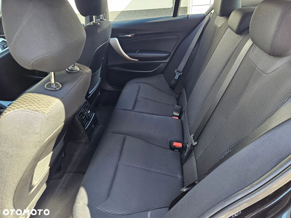 BMW Seria 1 118d DPF Edition Lifestyle - 26