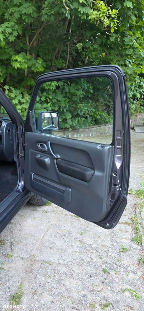 Suzuki Jimny - 16