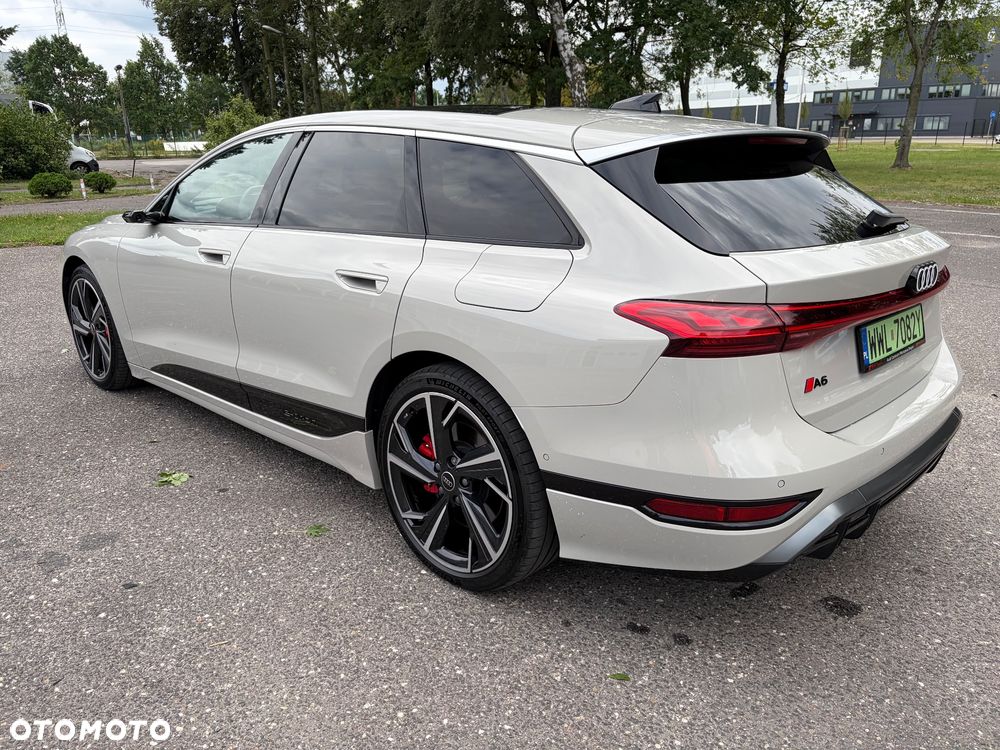 Audi A6 Avant e-tron - 4