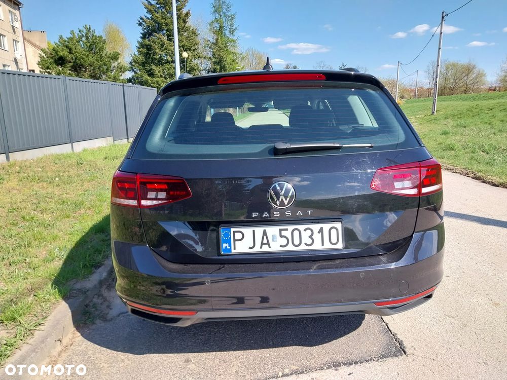 Volkswagen Passat 2.0 TDI EVO Elegance DSG - 8