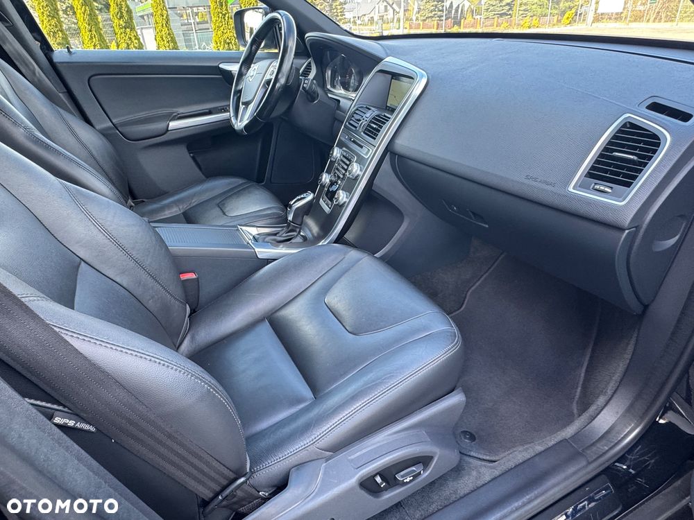 Volvo XC 60 D4 Geartronic Summum - 14