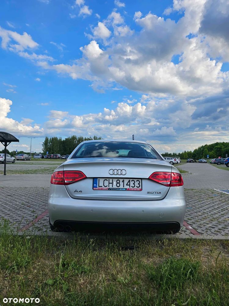 Audi A4 Avant 2.0 TDI - 4