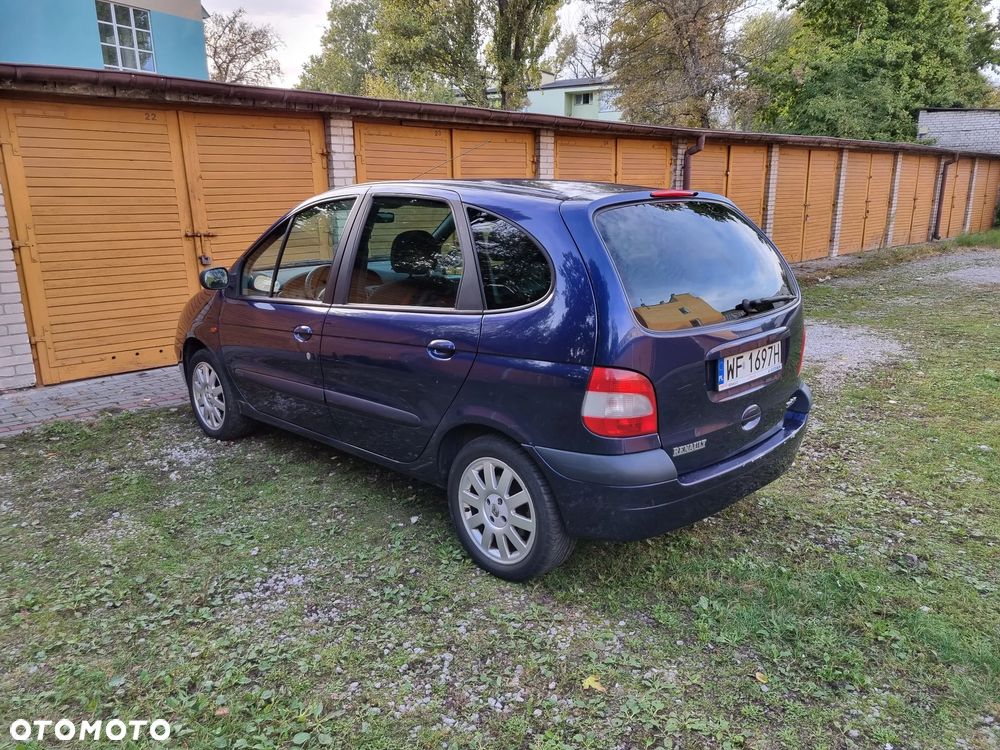 Renault Scenic - 5