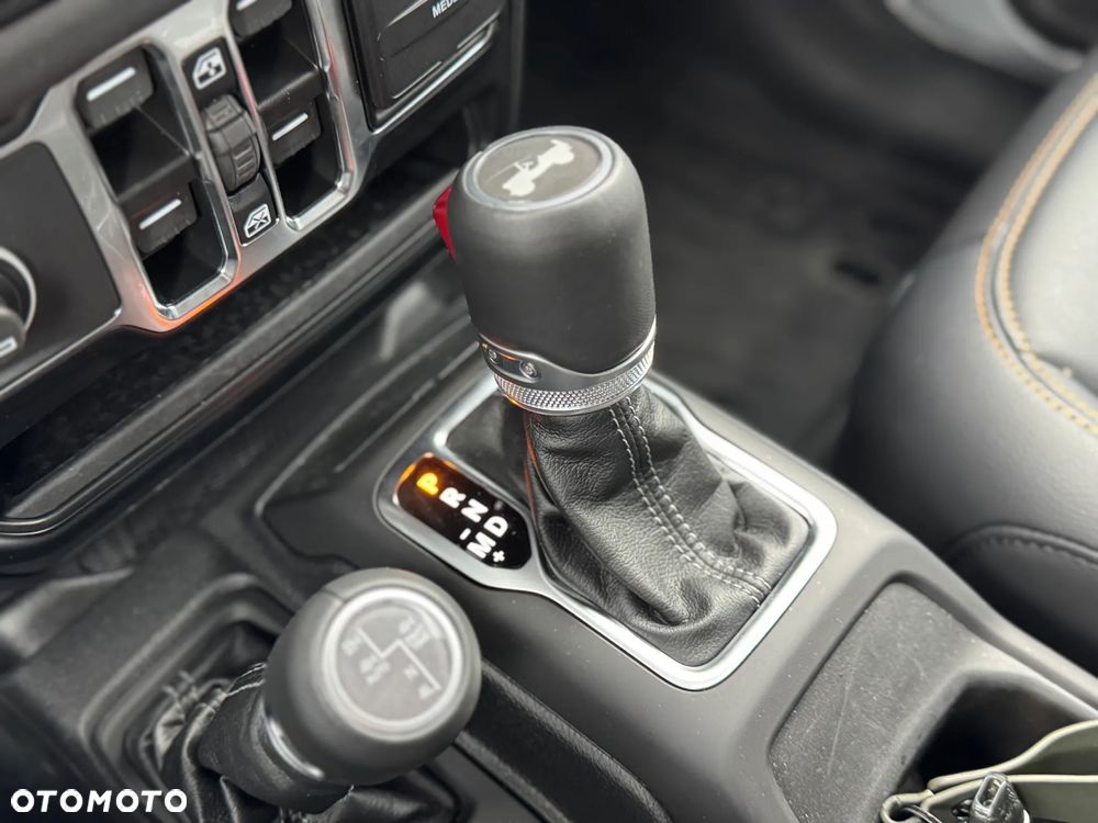 Jeep Wrangler Unlimited GME 2.0 Turbo Sahara - 20
