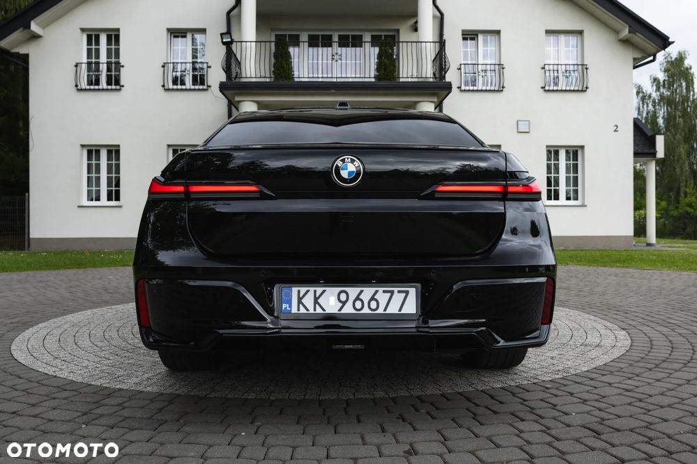 BMW Seria 7 - 14