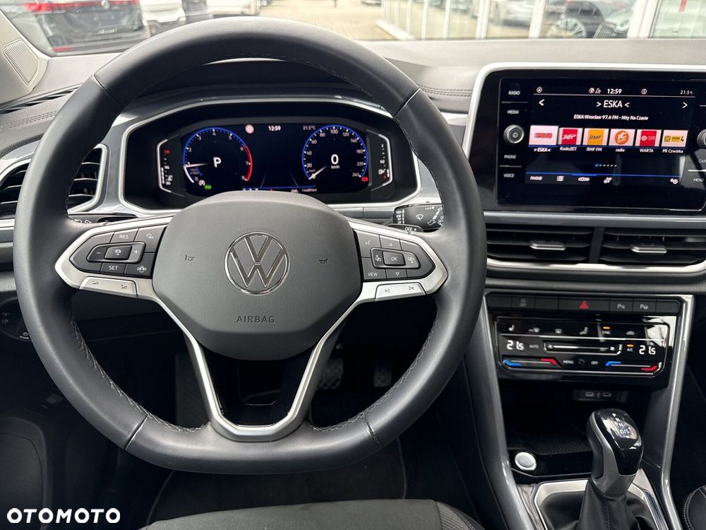 Volkswagen T-Roc - 13