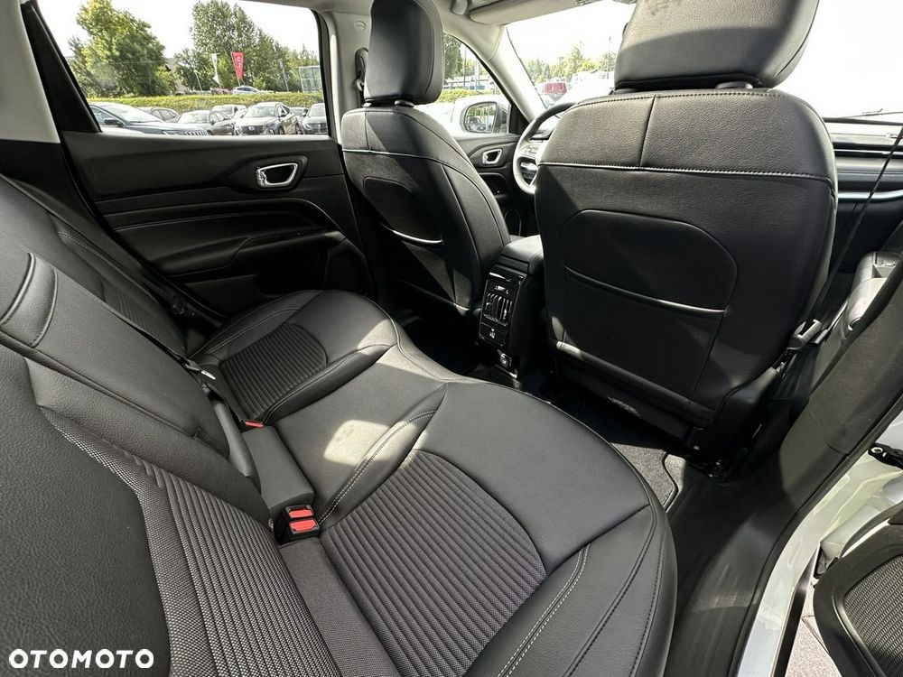 Jeep Compass - 15
